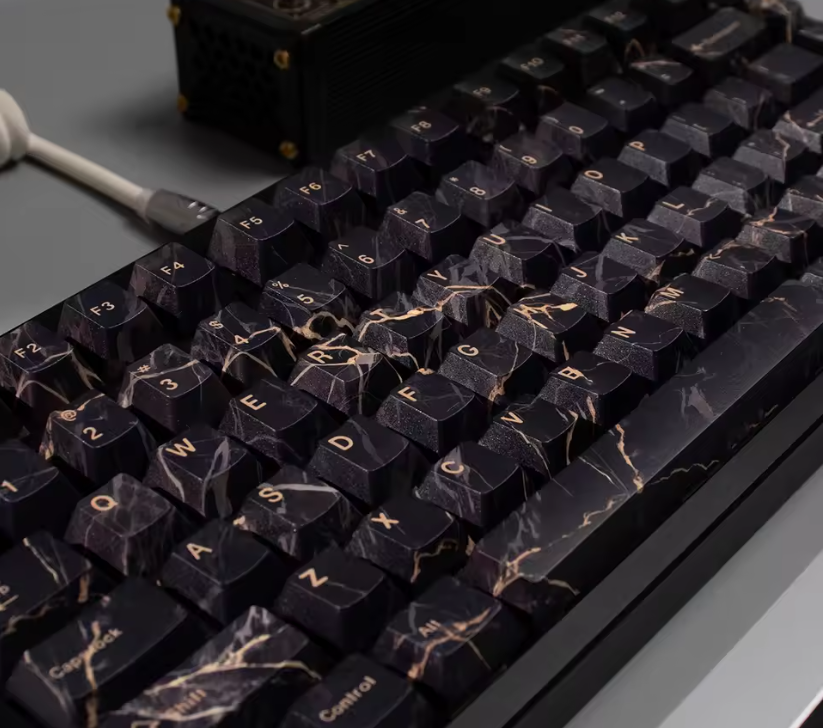 Black & Gold marble Keycaps